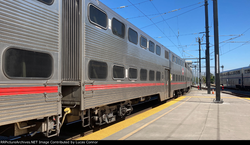 Caltrain 4009